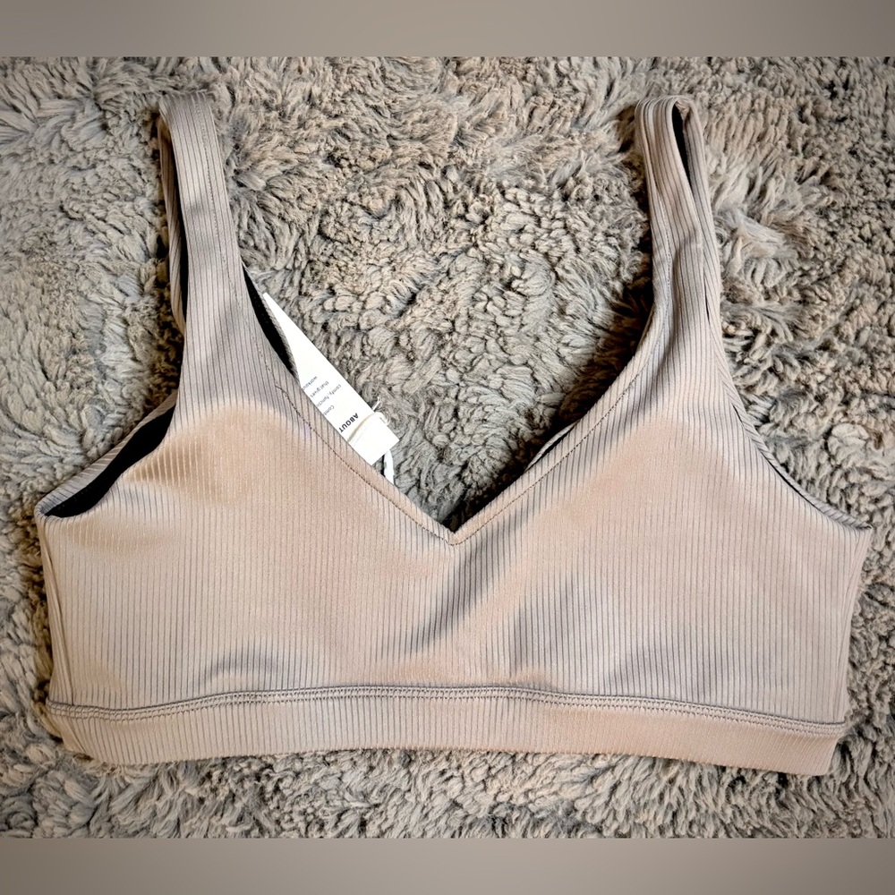Luvrones Stylish Gray Sports Bra